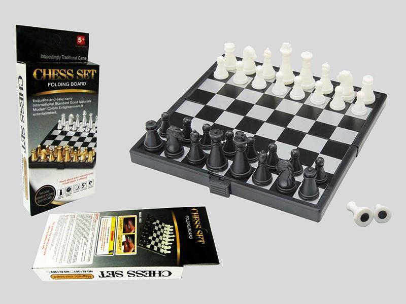 MAGNETIC CHESS GAME