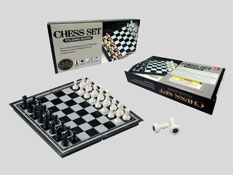 MAGNETIC CHESS GAME