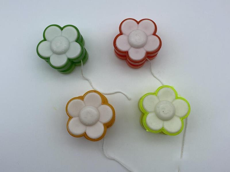 Flower Shaped Yoyo Ball