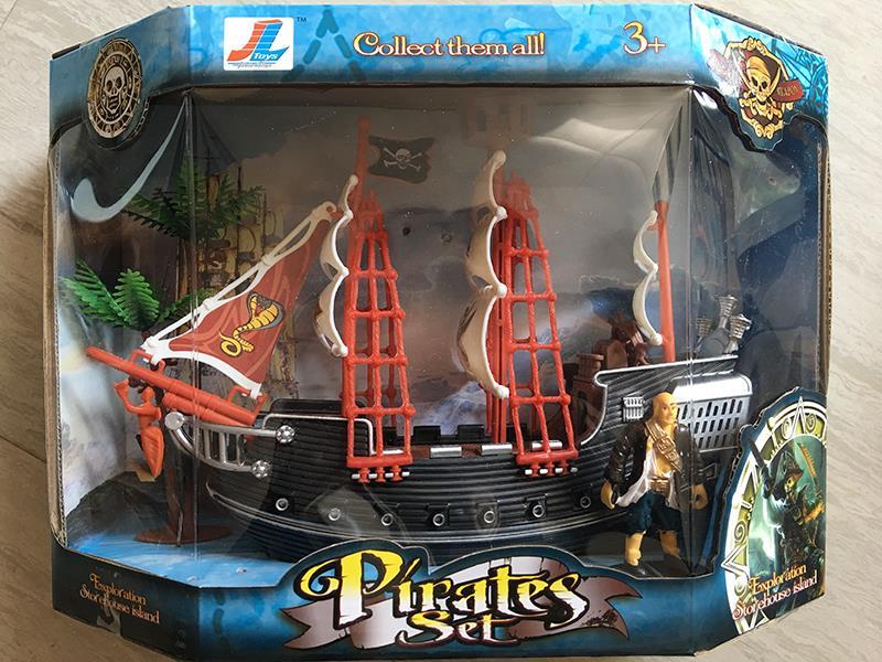 PIRATE SET TOYS