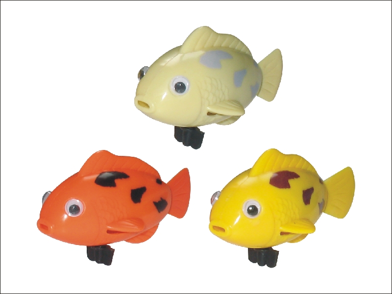 WIND UP SWIMMING FISH