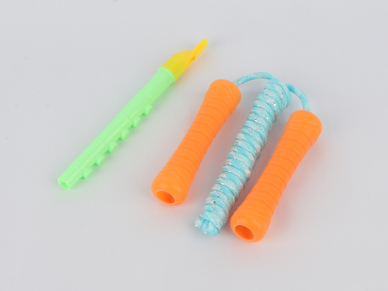 Rope Skipping + Clarinet Toy